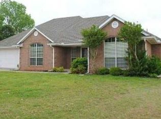 816 Hickory Ct, Blanchard, OK 73010