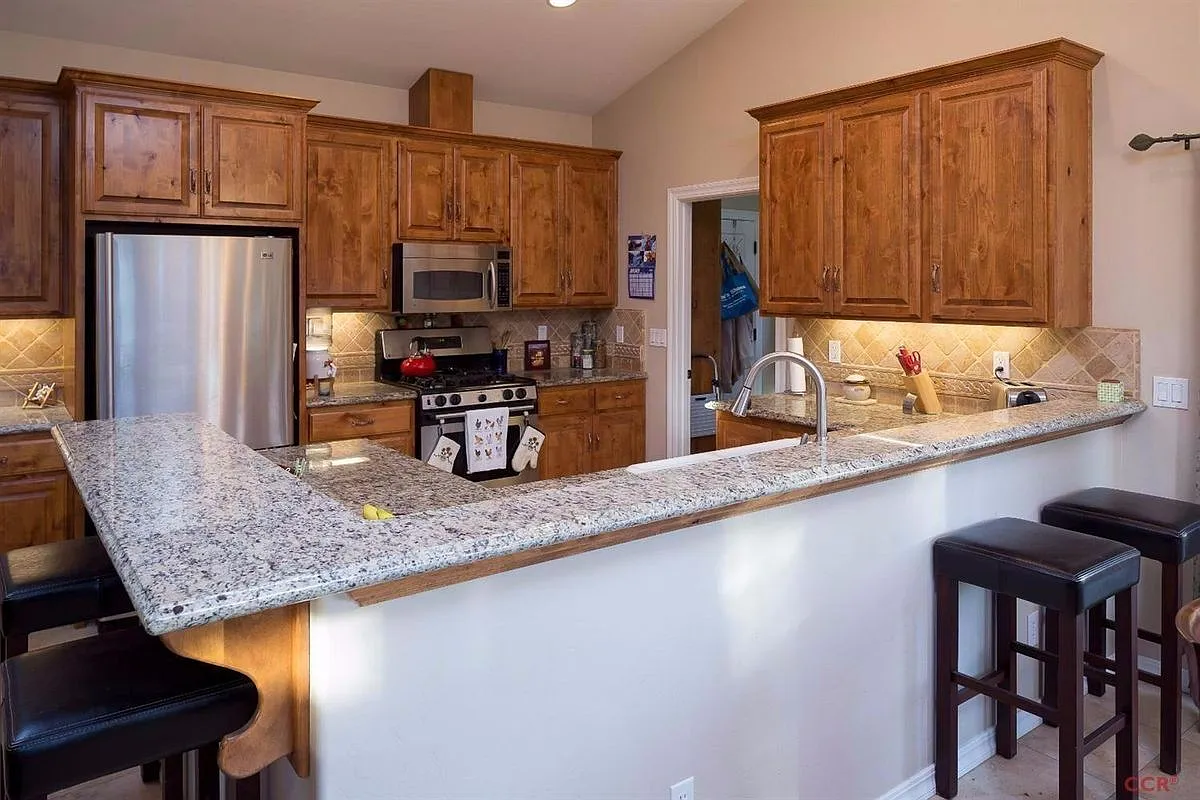 2 bed, 1.5 bath, 1000 sqft, $3,000 — Photo 3