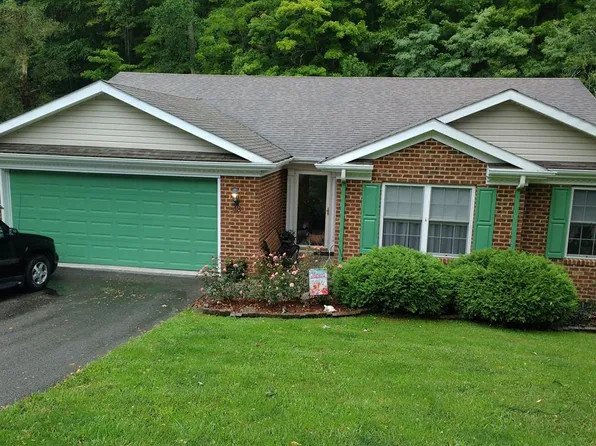 167 Doewood Dr, Princeton, WV 24740