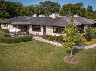 433 N Draper Rd, McHenry, IL 60050