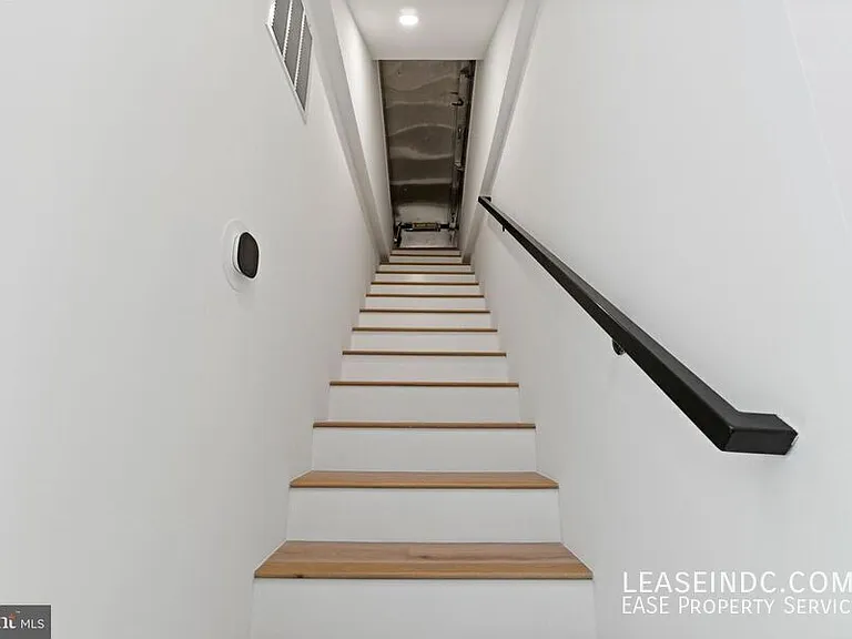 3524 Park Pl NW #2 — Photo 24