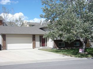 3204 Fitzpatrick Dr, Gillette, WY 82718