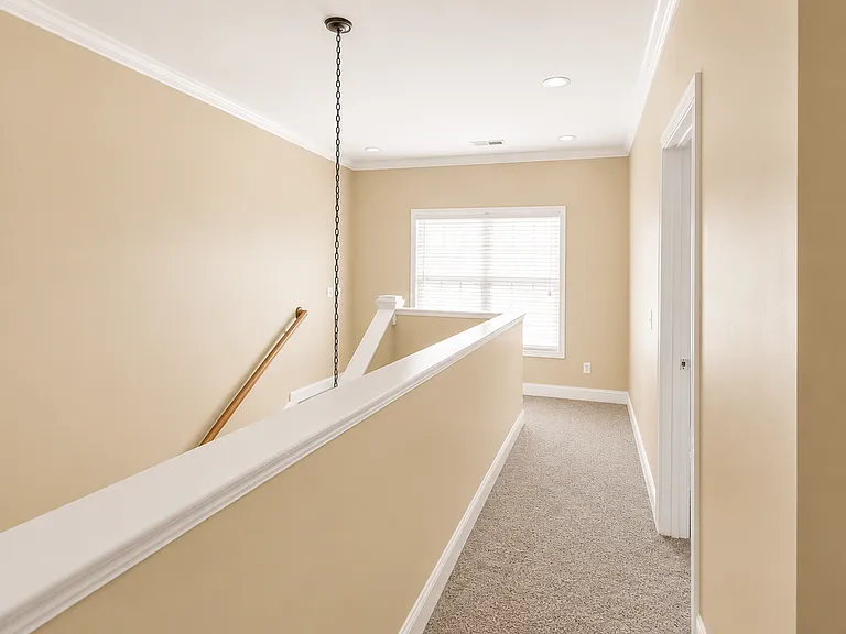 112 Saint James Pl — Photo 20