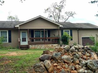 228 Ridge Walk Rd, Cosby, TN 37722