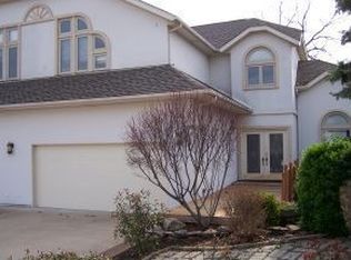 166 Eagle Pointe Dr, Branson, MO 65616