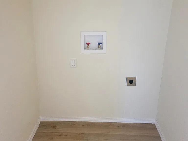 4638 Balsam Dr — Photo 19