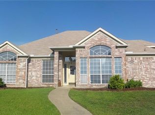 5417 Highgate Ln, Rowlett, TX 75088