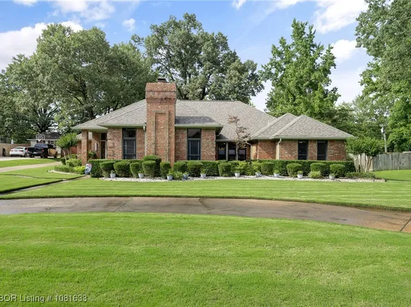 10013 Foxboro Rd, Fort Smith, AR 72903