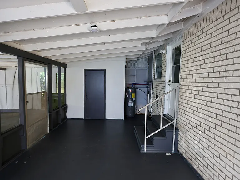 617 Crill Ave — Photo 9