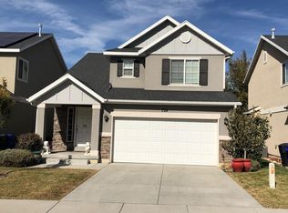 724 W 1045 N, Centerville, UT 84014
