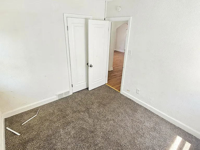 14575 Strathmoor St — Photo 19