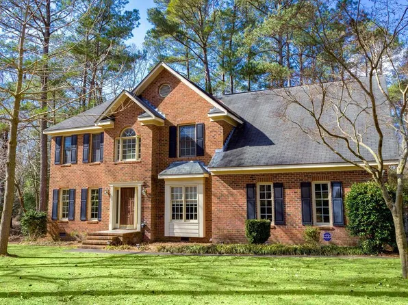 203 Breezewood Dr, Goldsboro, NC 27534