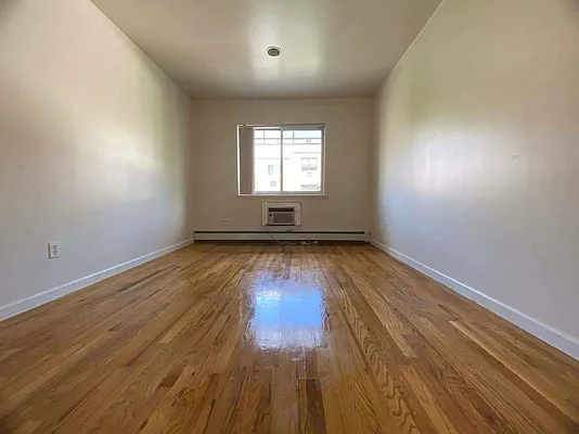 Rented by Voro New York | media 31