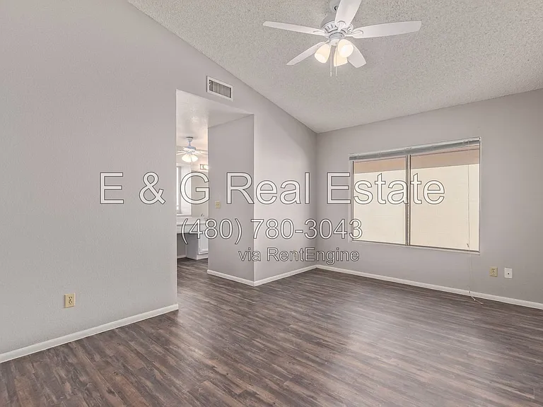 8651 N 107th Dr — Photo 13