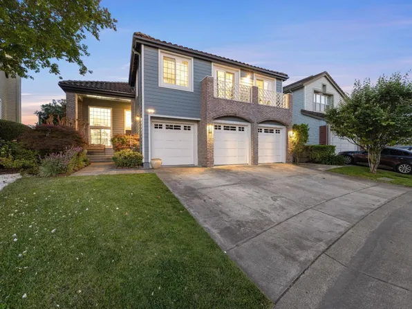 1826 Adobe Creek Drive, Petaluma, CA 94954