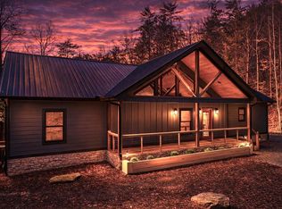 641 Bryant Farm Ln, Ellijay, GA 30540