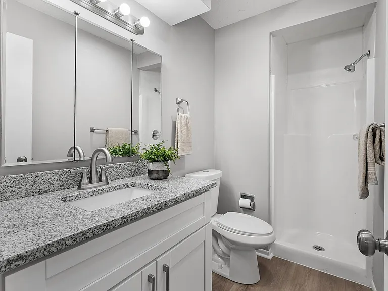 5801 Covington Ter — Photo 11
