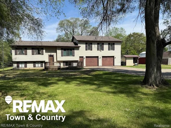 4372 N Gale Rd, Davison, MI 48423