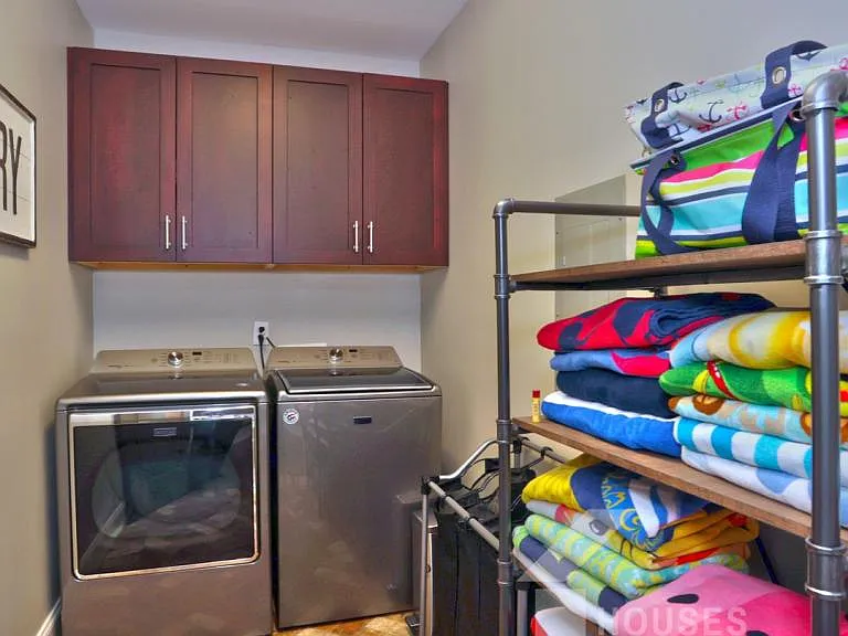 323 Blue Water Way — Photo 18