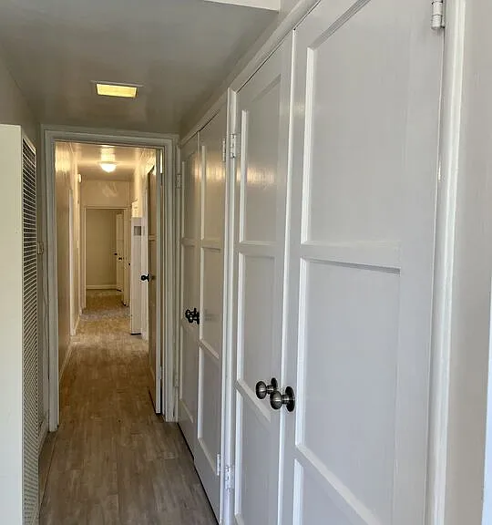 1807 S Redondo Blvd #LOWER — Photo 8