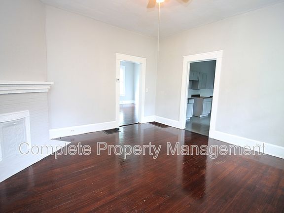 3rd image of 1822 Exeter Ave
