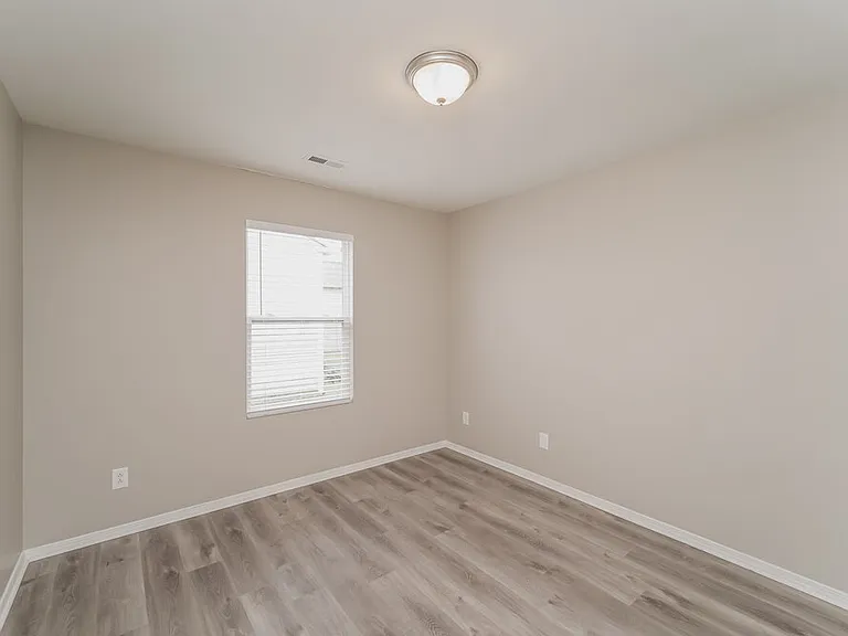5221 Valcourt Rd — Photo 12
