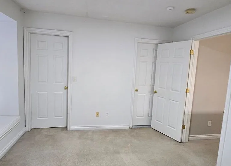 1622 Commodore Cir — Photo 34