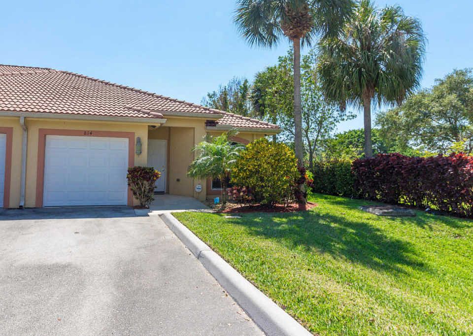1st image of 4720 Lucerne Lakes Blvd APT 814