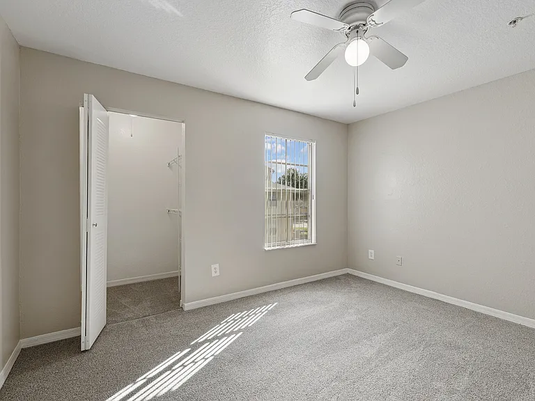 Vista Haven Apartment Homes — Photo 26