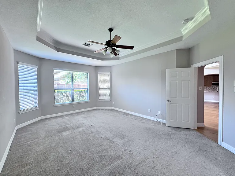 6504 Diamond Dr — Photo 15
