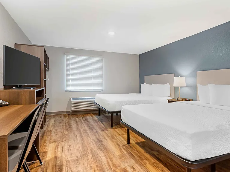 Studio Suite - 2 Queen Beds