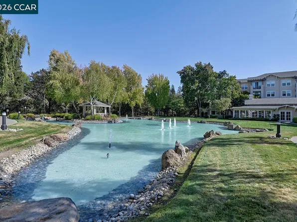 1860 Tice Creek Dr APT 1108, Walnut Creek, CA 94595