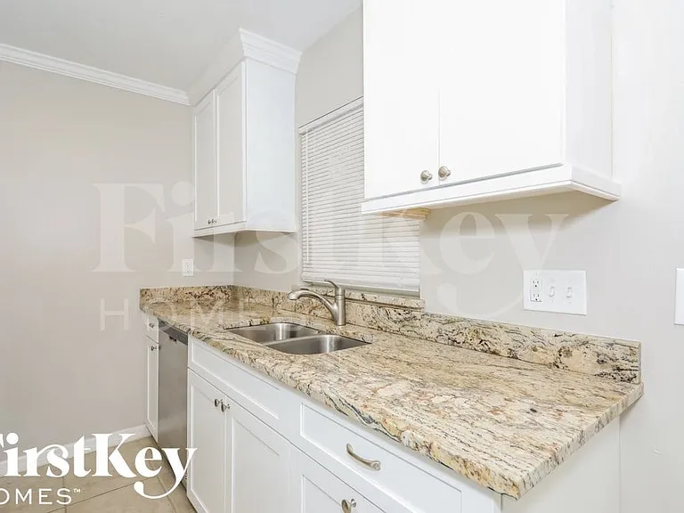 9217 Pomelo Rd E — Photo 7