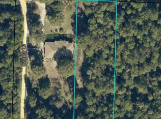 Cricket Ln, Crestview, FL 32536