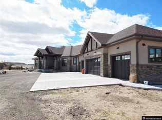 2 Essex Ct, Douglas, WY 82633