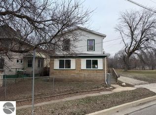 1007 Michigan Ave, Alma, MI 48801