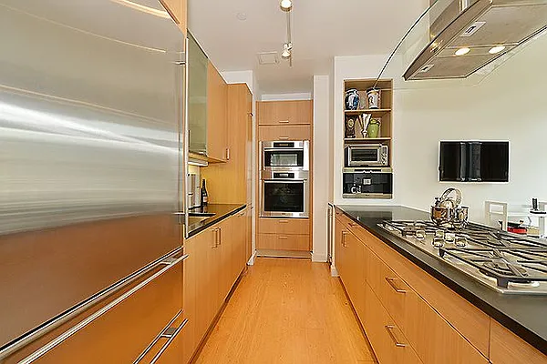 Rented by Heller Organization | media 7