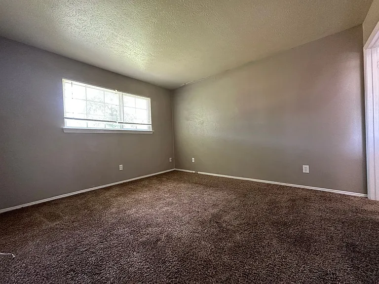 7445 Hillstar Cir — Photo 6