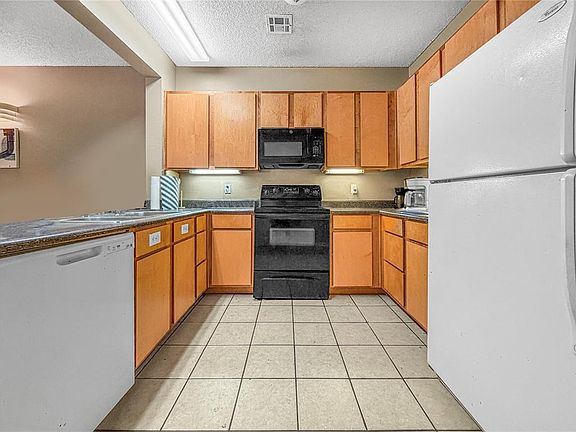 3rd image of 2200 Classen Blvd APT 6115
