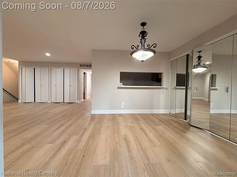 18340 University Park Dr — Photo 7