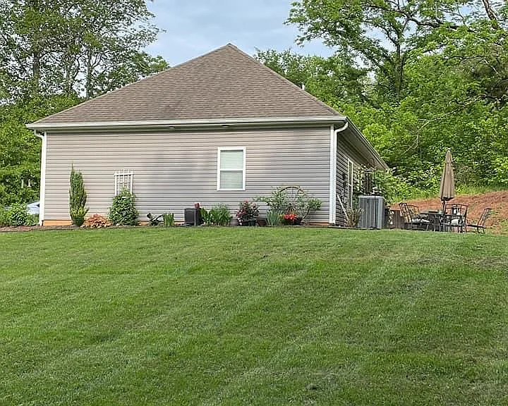 7355 Hightower Cir — Photo 17