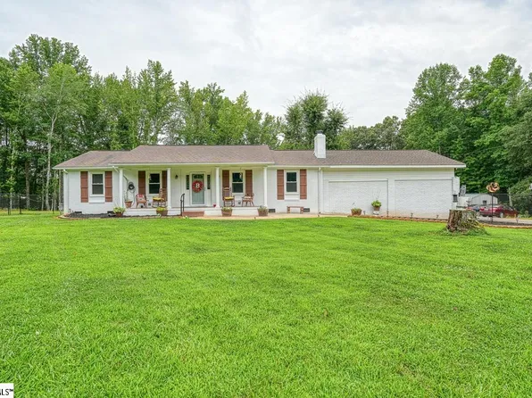 3709 146th Hwy, Woodruff, SC 29388