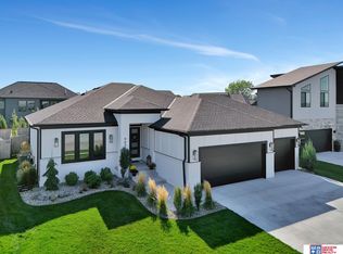 9631 Toma Rd, Lincoln, NE 68526