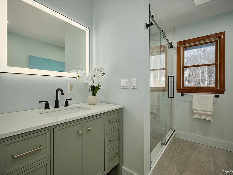 568 Oak Summit Rd — Photo 29