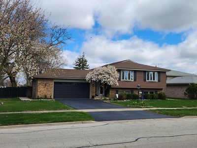 1016 W Willow Ln, Mount Prospect, IL, 60056