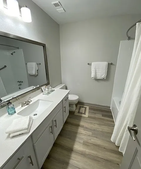 Upgraded Bathroom at Trailpoint at the Woodland