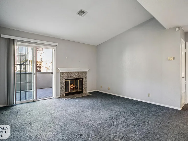 600 Canyon Oaks Dr #F — Photo 10