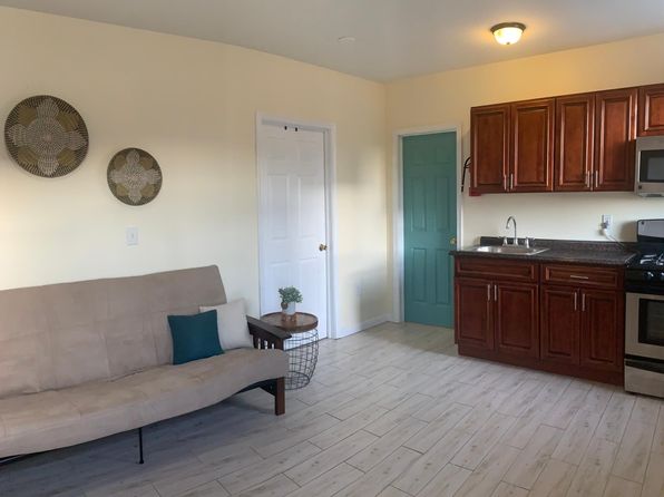 121 Blaine Ave #4