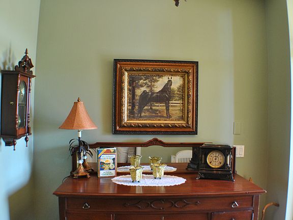 3rd image of 1835 Minutemen Cswy APT 202