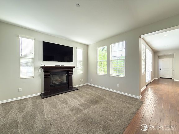 4th image of 8174 Quartz St